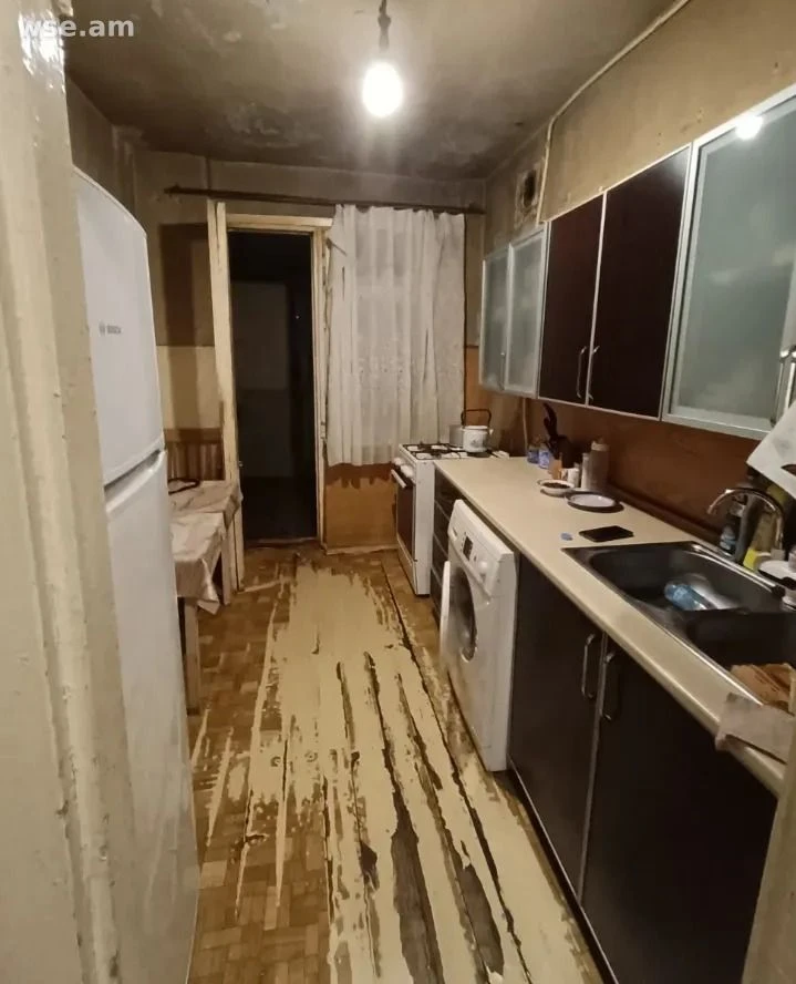 3-комн., 80 м², 8/9 эт., улица Алма-Аты  7/2