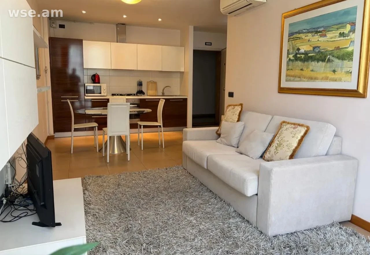 2-комн., 54 м², 6/10 эт., улица Вазгена Саргсяна 10