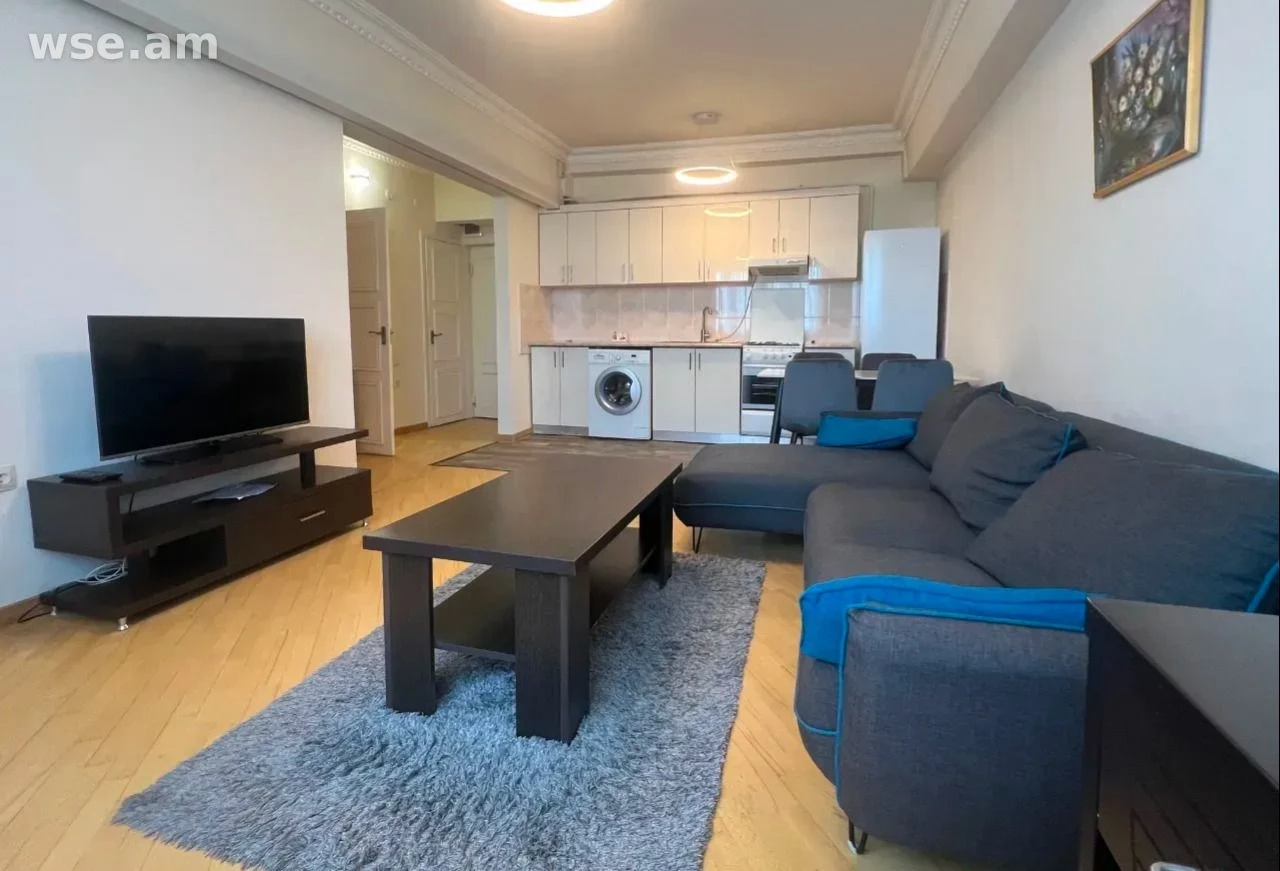 2-комн., 45 м², 6/9 эт., проспект Адмирала Исакова 4