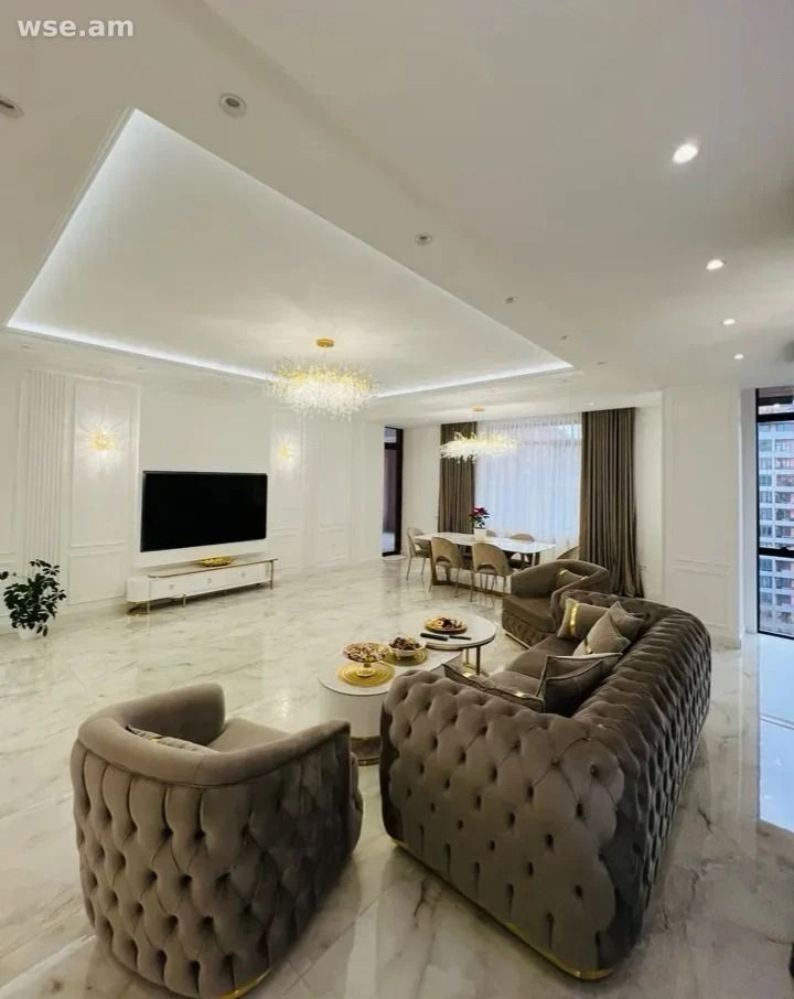 3-комн., 135 м², 12/15 эт., улица Арама 82/4