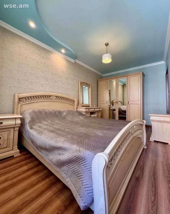 3-комн., 78 м², 4/4 эт., улица Грачья Кочара 14/3