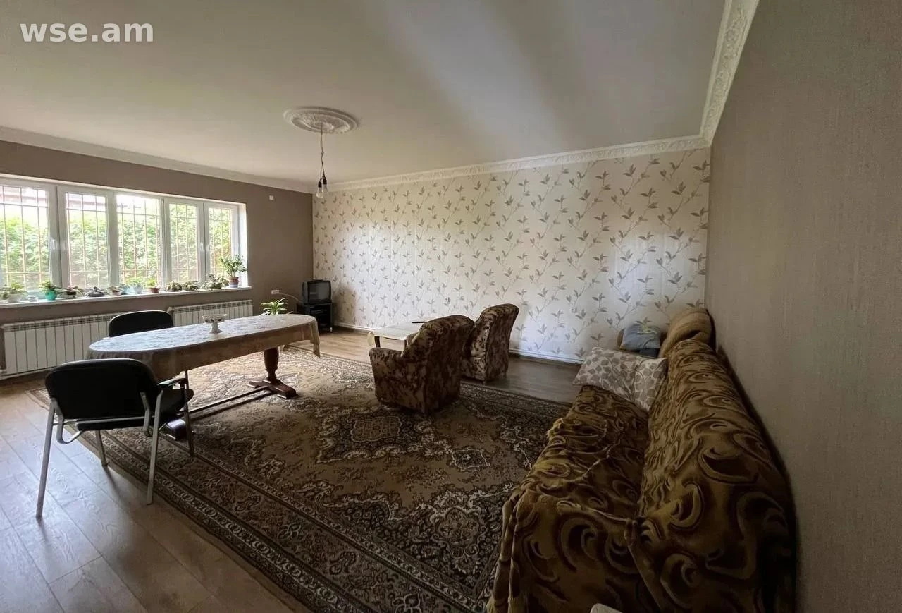 5-room house, 240 m², 2-storey, 3rd street Kentronakan 7
