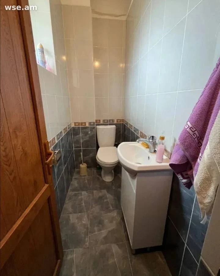 5-room house, 240 m², 2-storey, 3rd street Kentronakan 7
