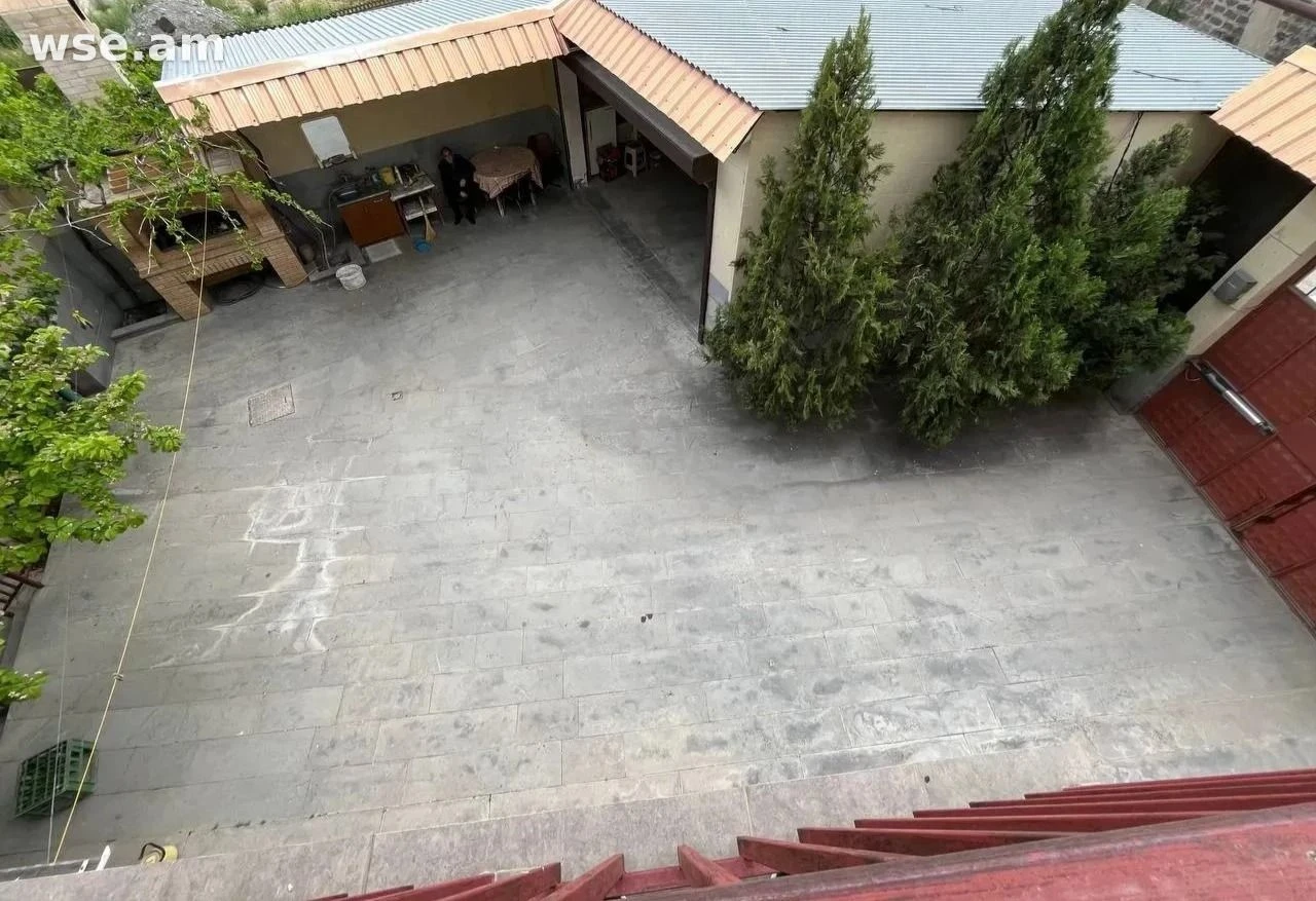 5-room house, 240 m², 2-storey, 3rd street Kentronakan 7