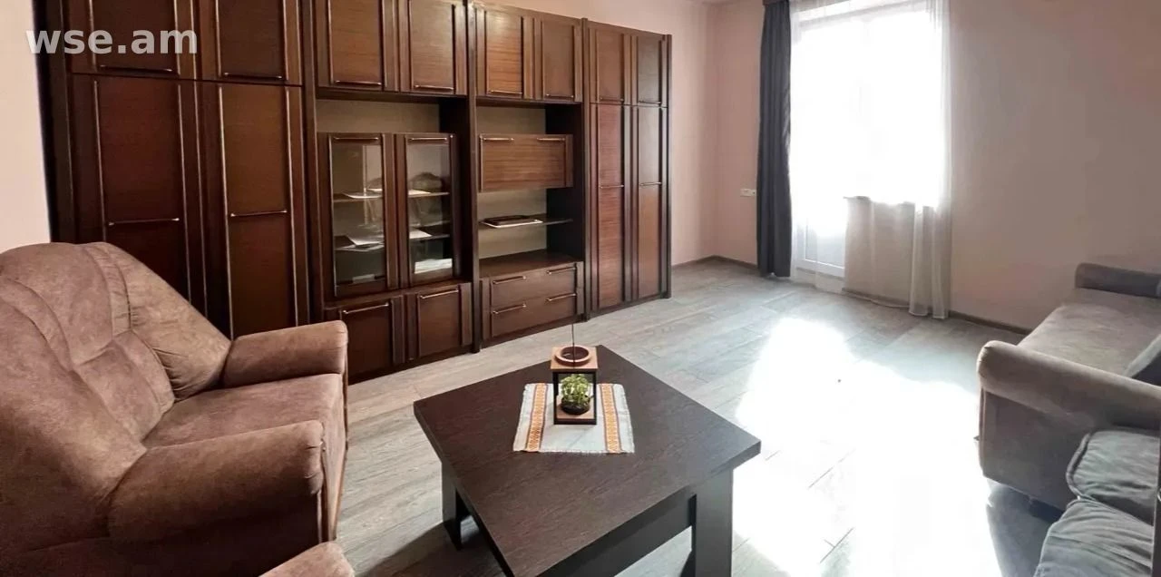 1-комн., 40 м², 2/4 эт., улица Гарегина Нжде 35