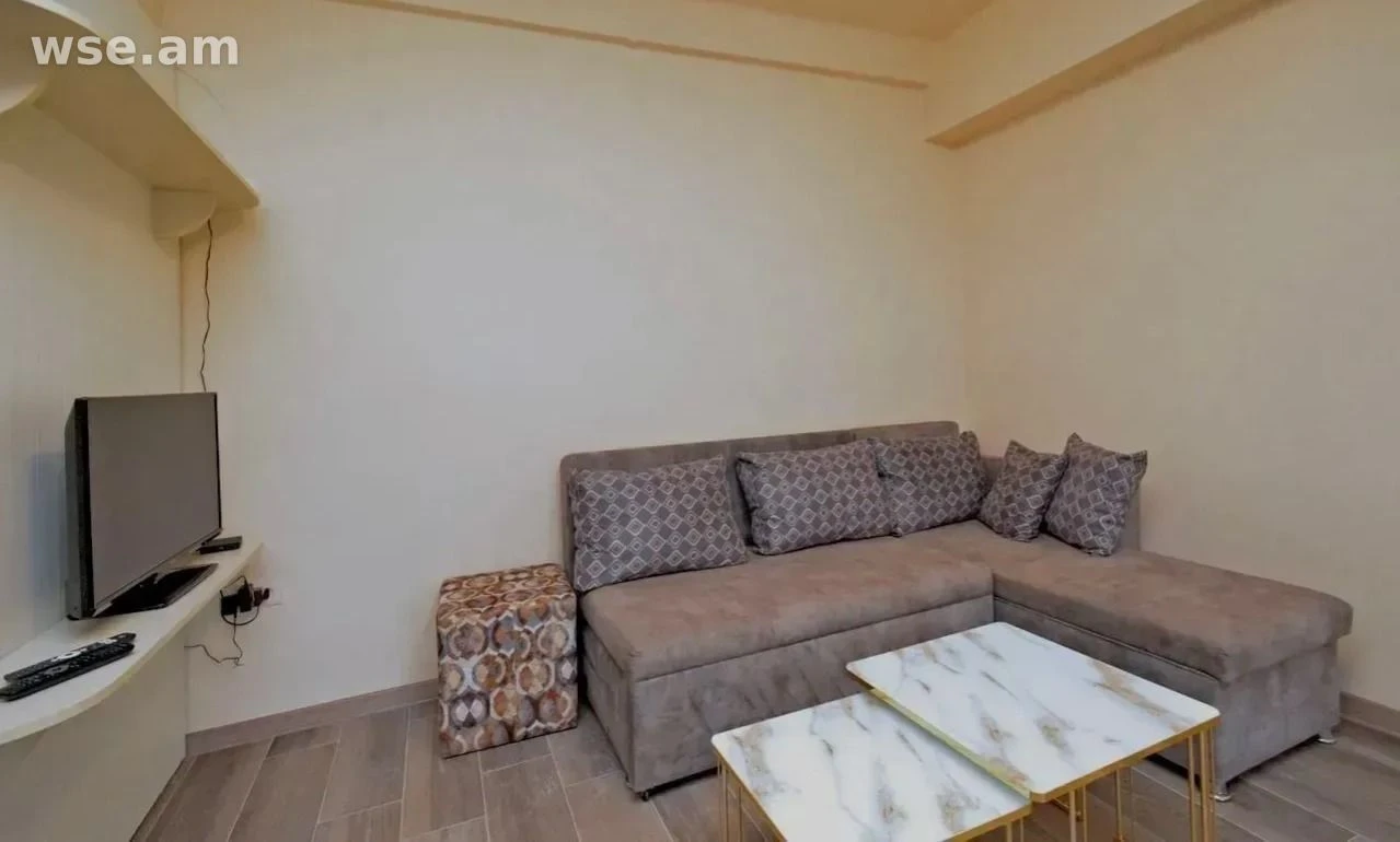 2-комн., 42 м², 5/10 эт., улица Туманяна 5а