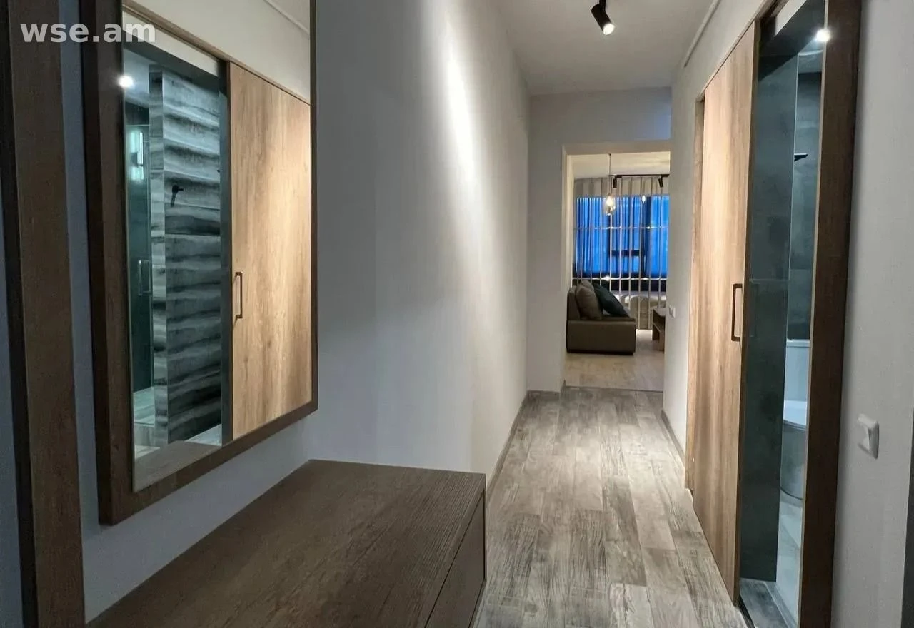 1-комн., 40 м², 4/6 эт., улица Налбандяна