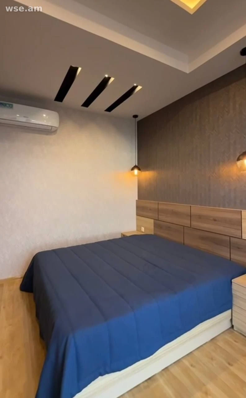4-room, 98 m², 6/12 floor, 106/1 Nalbandyan Street