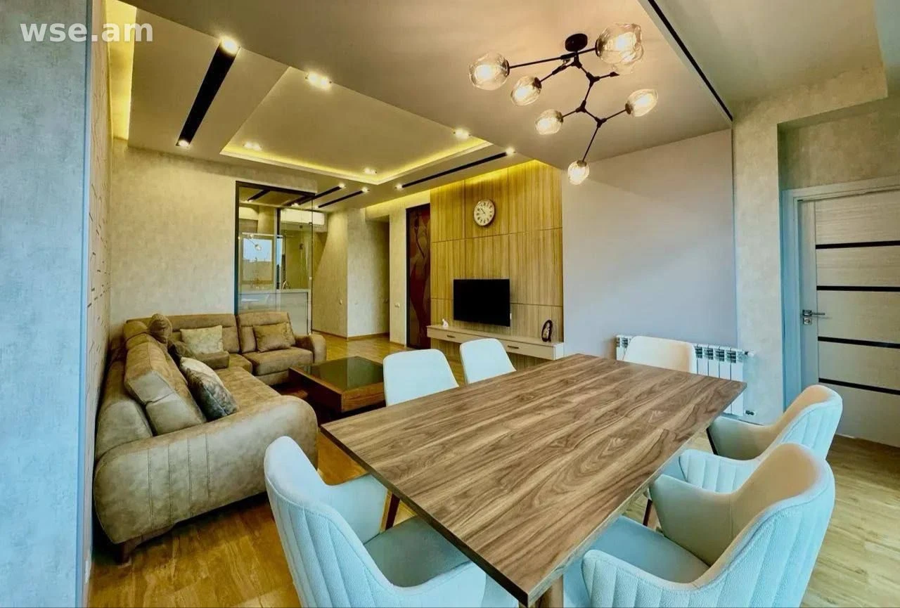 4-комн., 98 м², 6/12 эт., улица Налбандяна 106/1