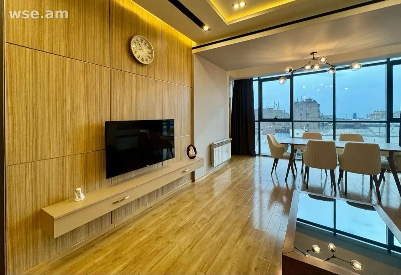 4-room, 98 m², 6/12 floor, 106/1 Nalbandyan Street