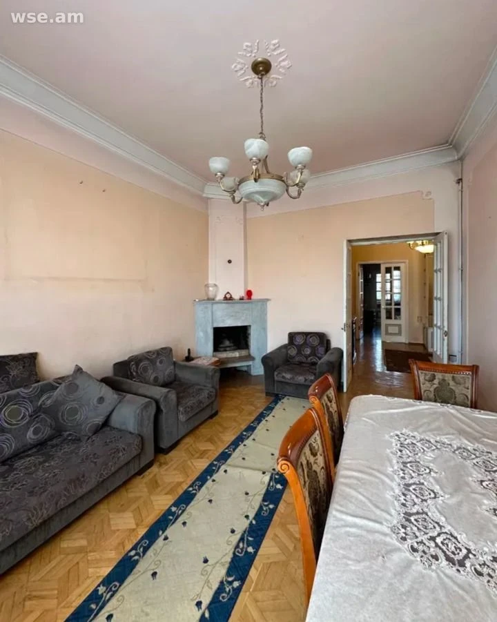 3-комн., 74 м², 4/4 эт., улица Налбандяна