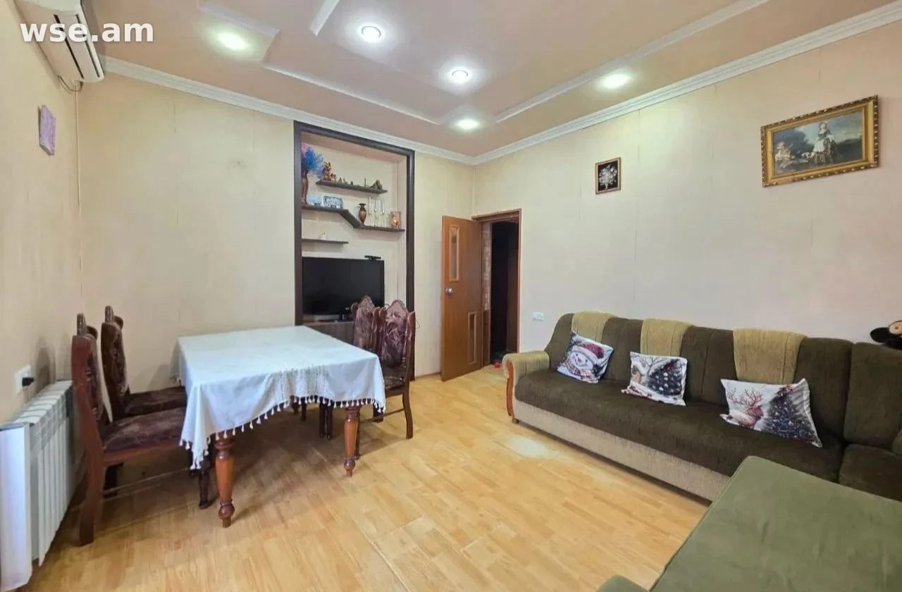 2-комн., 42 м², 3/3 эт., улица 9 мая 7