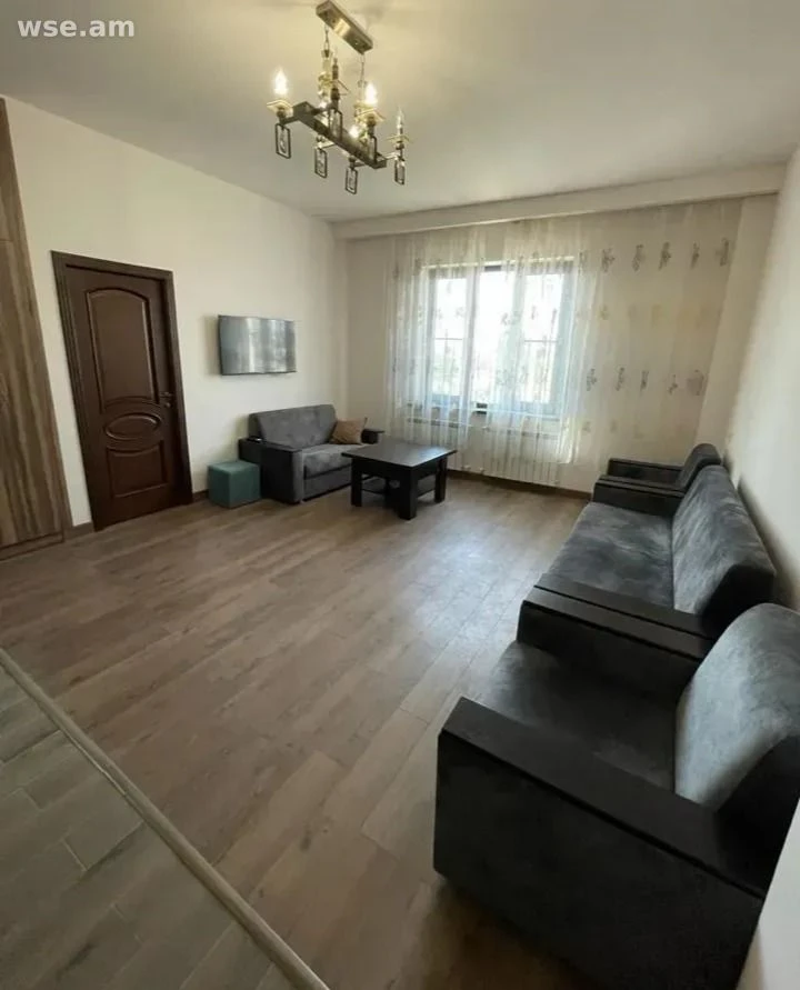2-комн., 50 м², 2/5 эт., Петрос Дурян 1-я улица 10