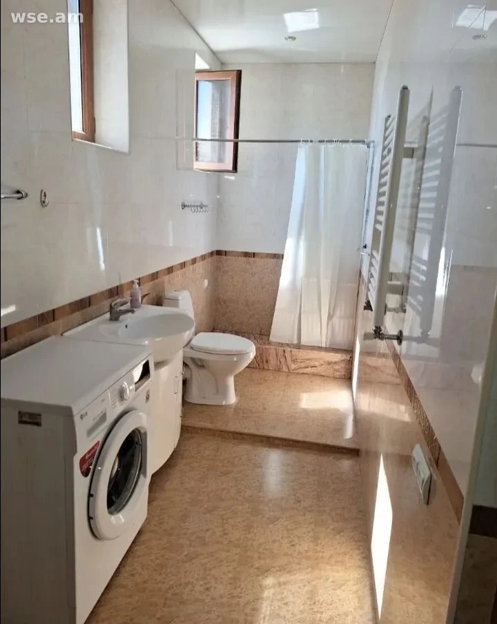 4-комн. дом, 250 м², 2-этажный, 10-я улица Вардашена