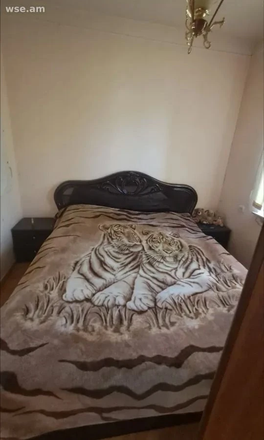 7-комн. дом, 240 м², 2-этажный, Багреванд