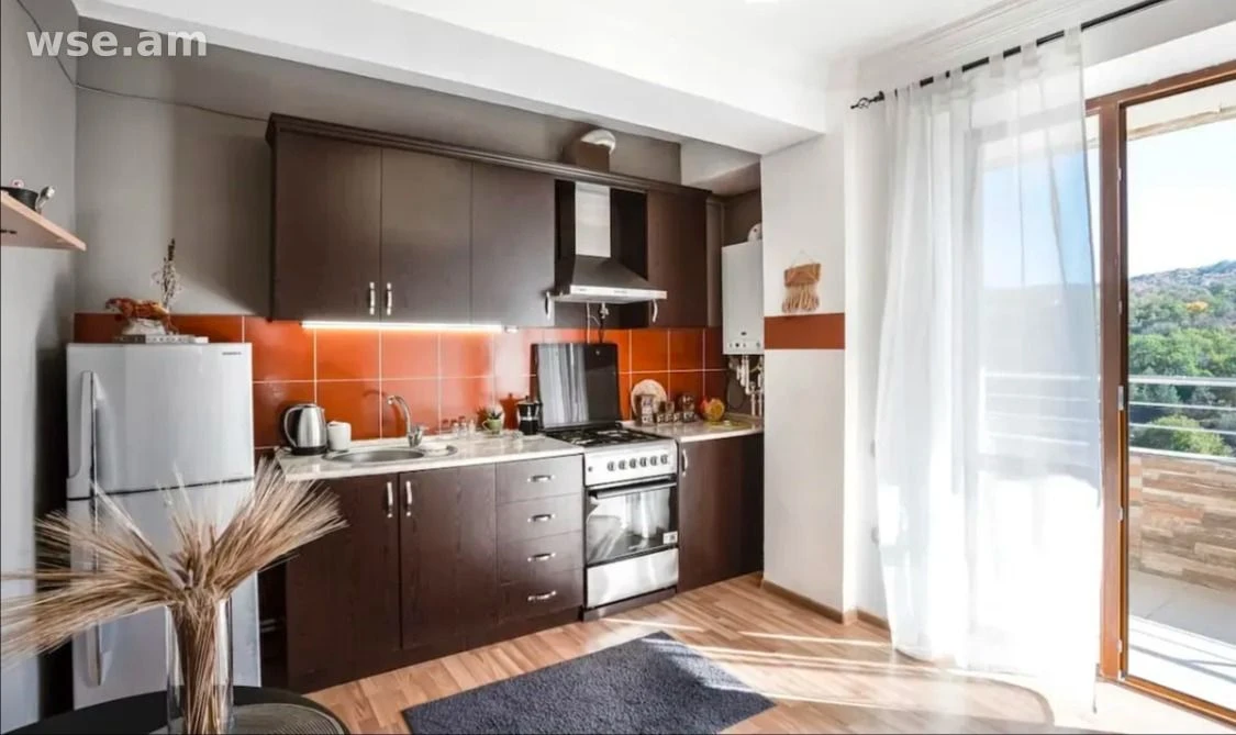 3-комн., 114 м², 6/8 эт., улица Хачика Мурадяна