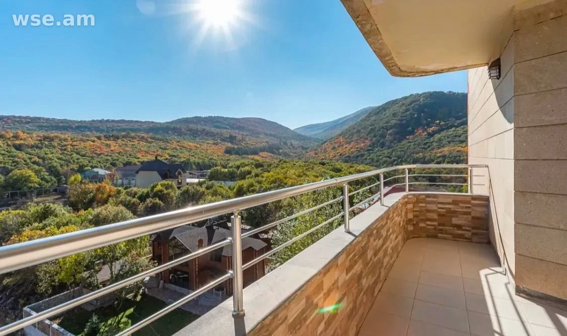 3-комн., 114 м², 6/8 эт., улица Хачика Мурадяна
