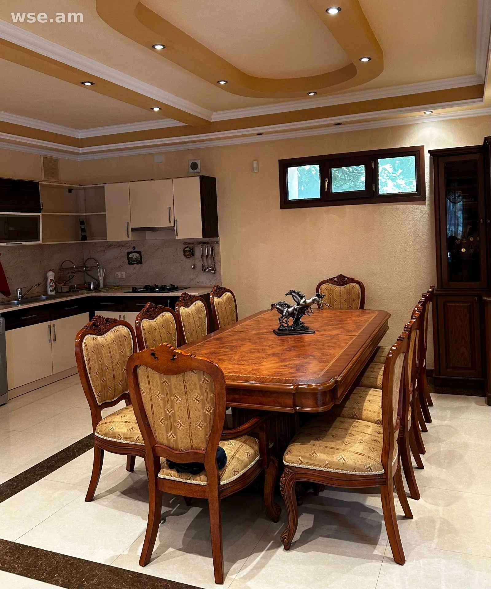 5-комн. дом, 220 м², 2-этажный, 2-я улица Цахкунк