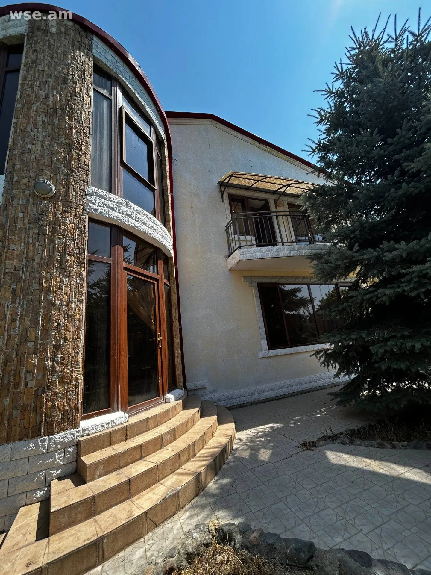 5-комн. дом, 220 м², 2-этажный, 2-я улица Цахкунк