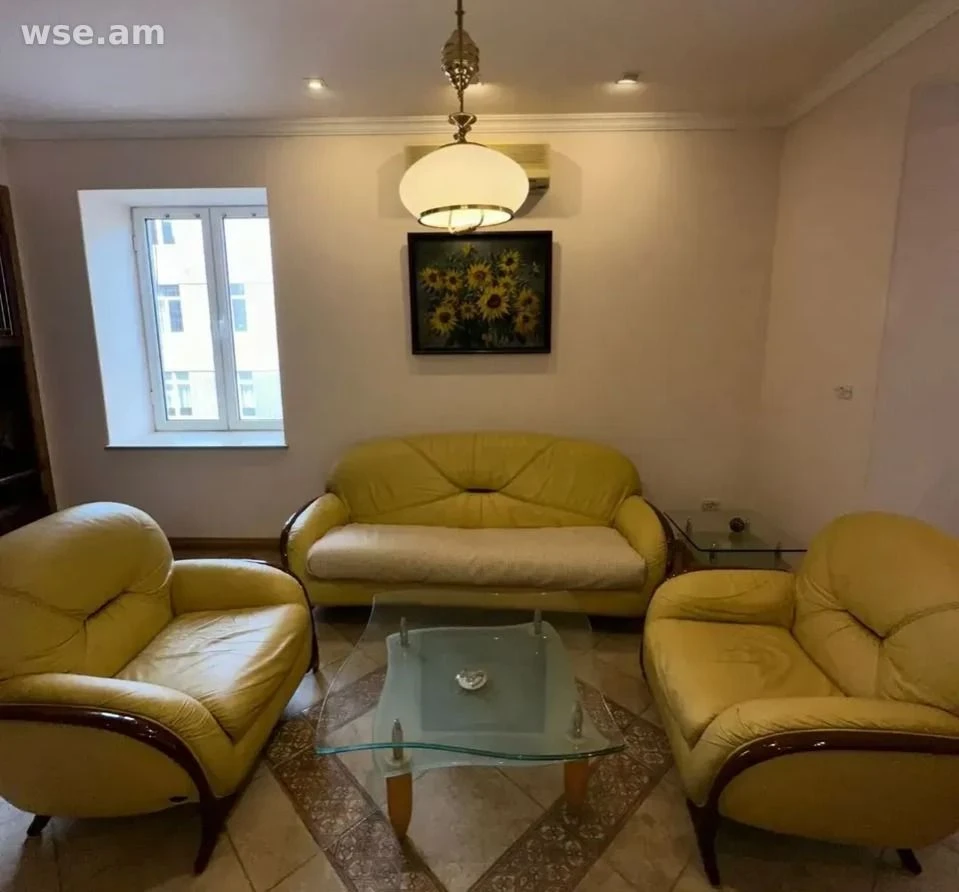 3-room, 107 m², 3/4 floor, Hanrapetutyan street 79