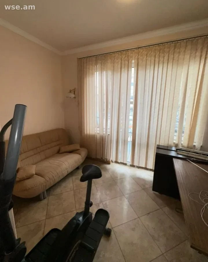 3-room, 107 m², 3/4 floor, Hanrapetutyan street 79