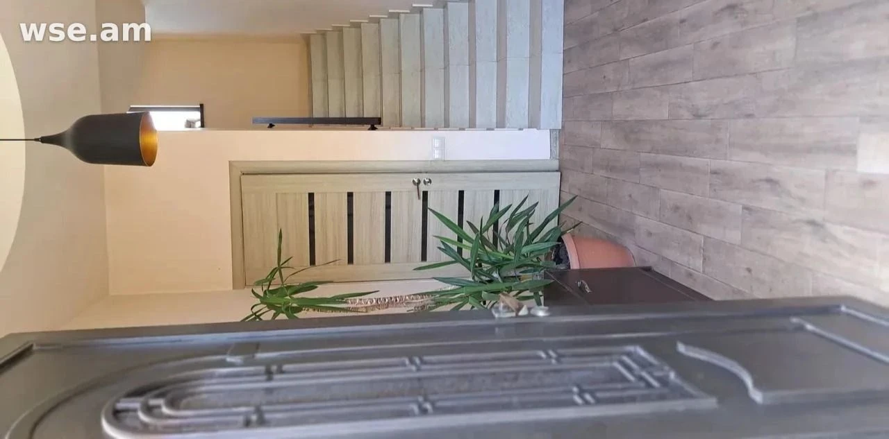 3-room house, 100 m², 2-storeyed, Paruyra Sevaka street 6