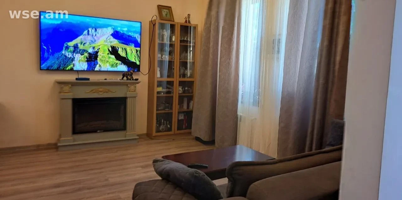 3-room house, 100 m², 2-storeyed, Paruyra Sevaka street 6