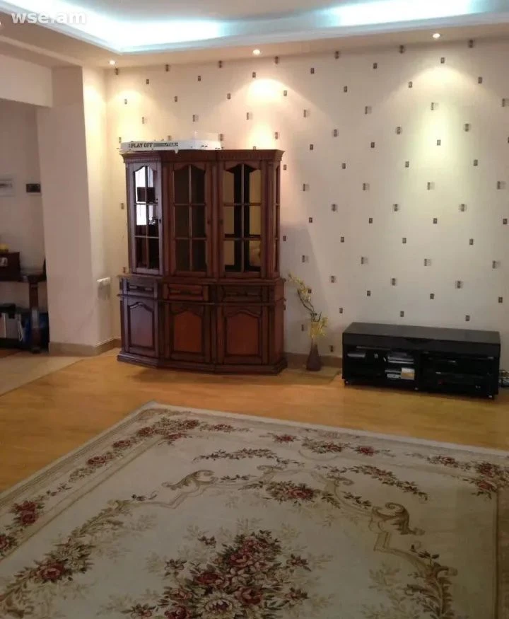 4-room, 184 m², 5/5 floor, Amiryan street 13