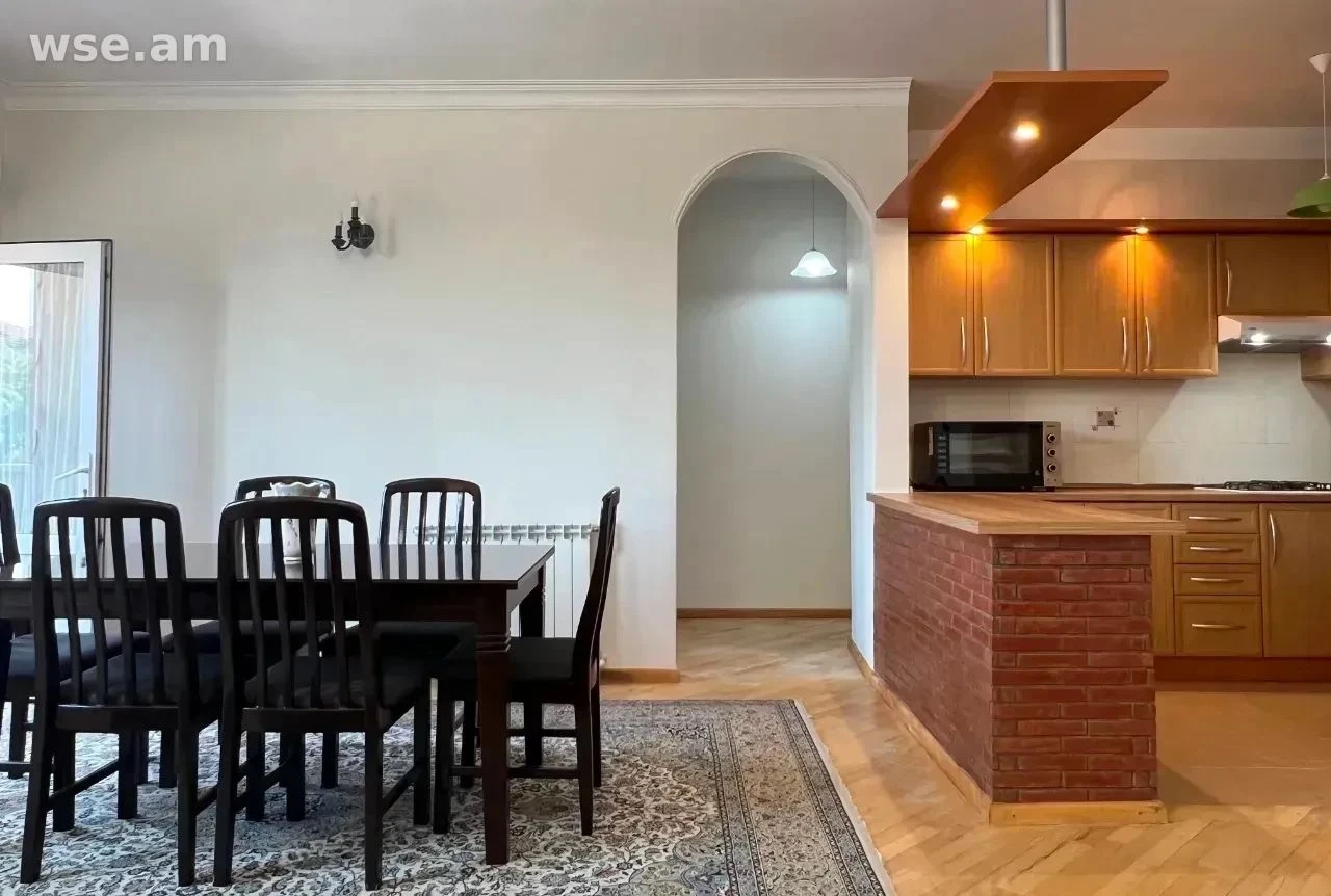 3-room, 84 m², 4/4 floor, Hayrik Muradyan street 41/3