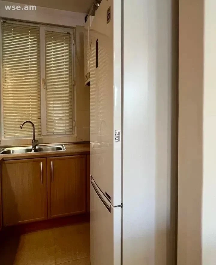3-room, 84 m², 4/4 floor, Hayrik Muradyan street 41/3