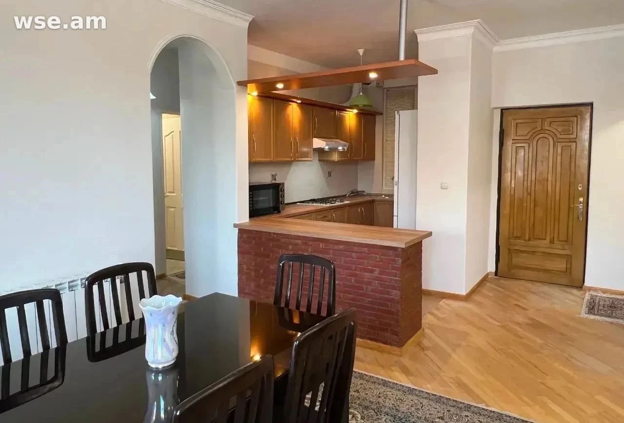 3-room, 84 m², 4/4 floor, Hayrik Muradyan street 41/3