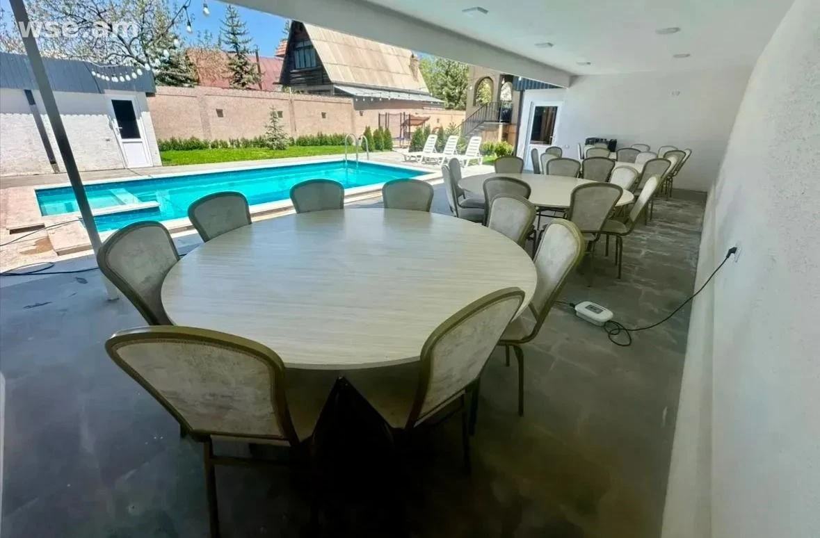 5-room house, 230 m², 3-storey, Gardening 10th Street