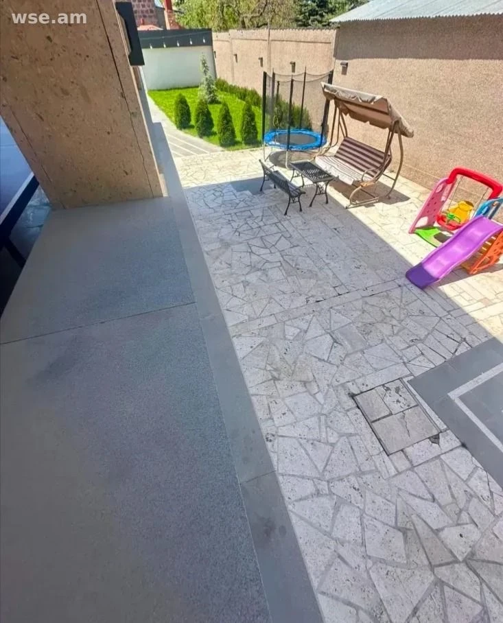 5-room house, 230 m², 3-storey, Gardening 10th Street