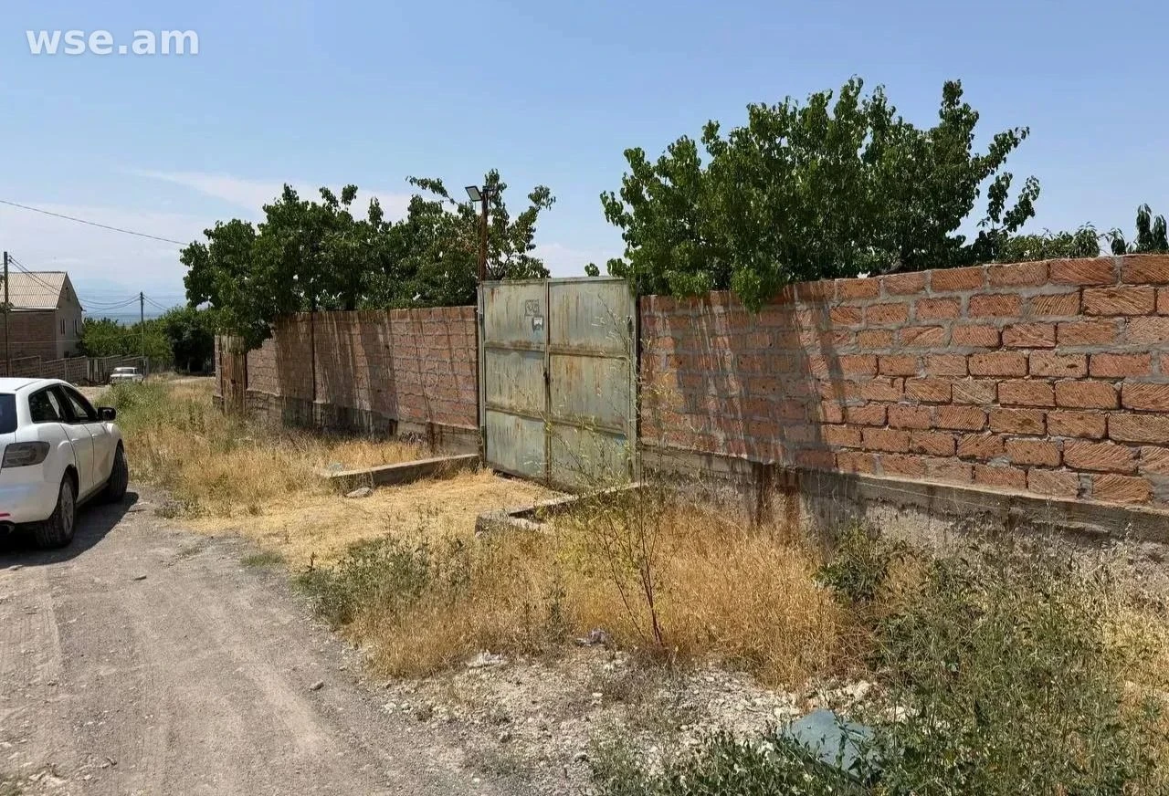 Коммуникации на участке в Армении: газ, вода, свет, канализация