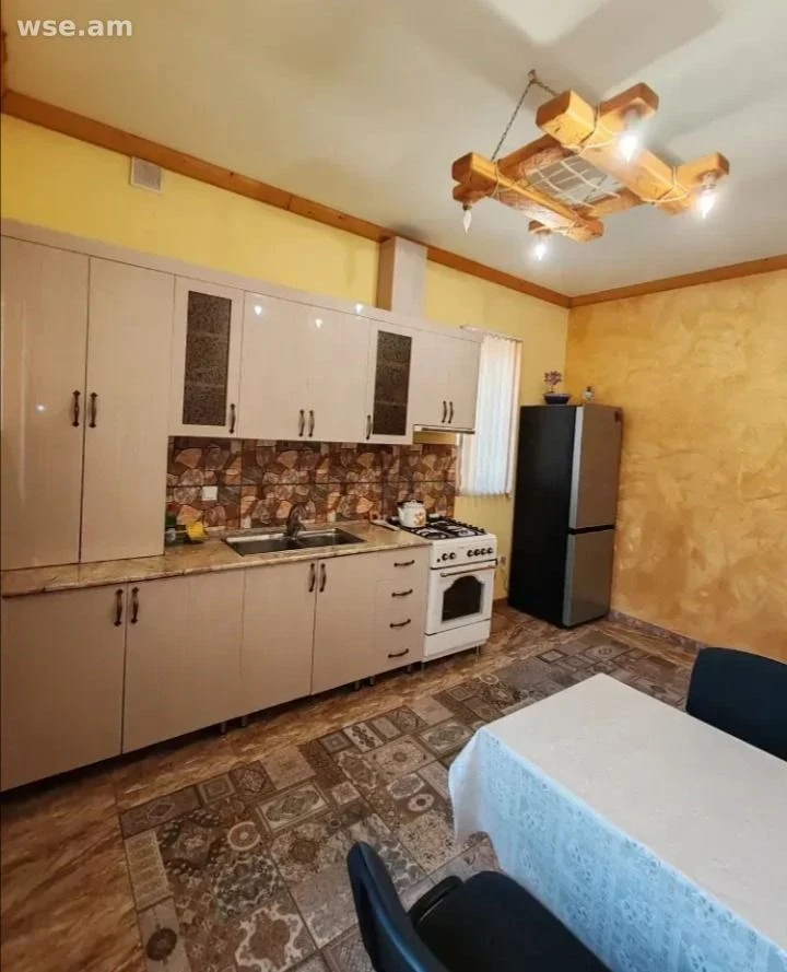 4-room house, 170 m², 2-storey, Kecarecu street 22