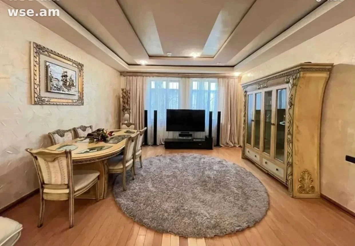 5室公寓, 307㎡, 布拉格街9号 — 338 000 $ | WSE.AM