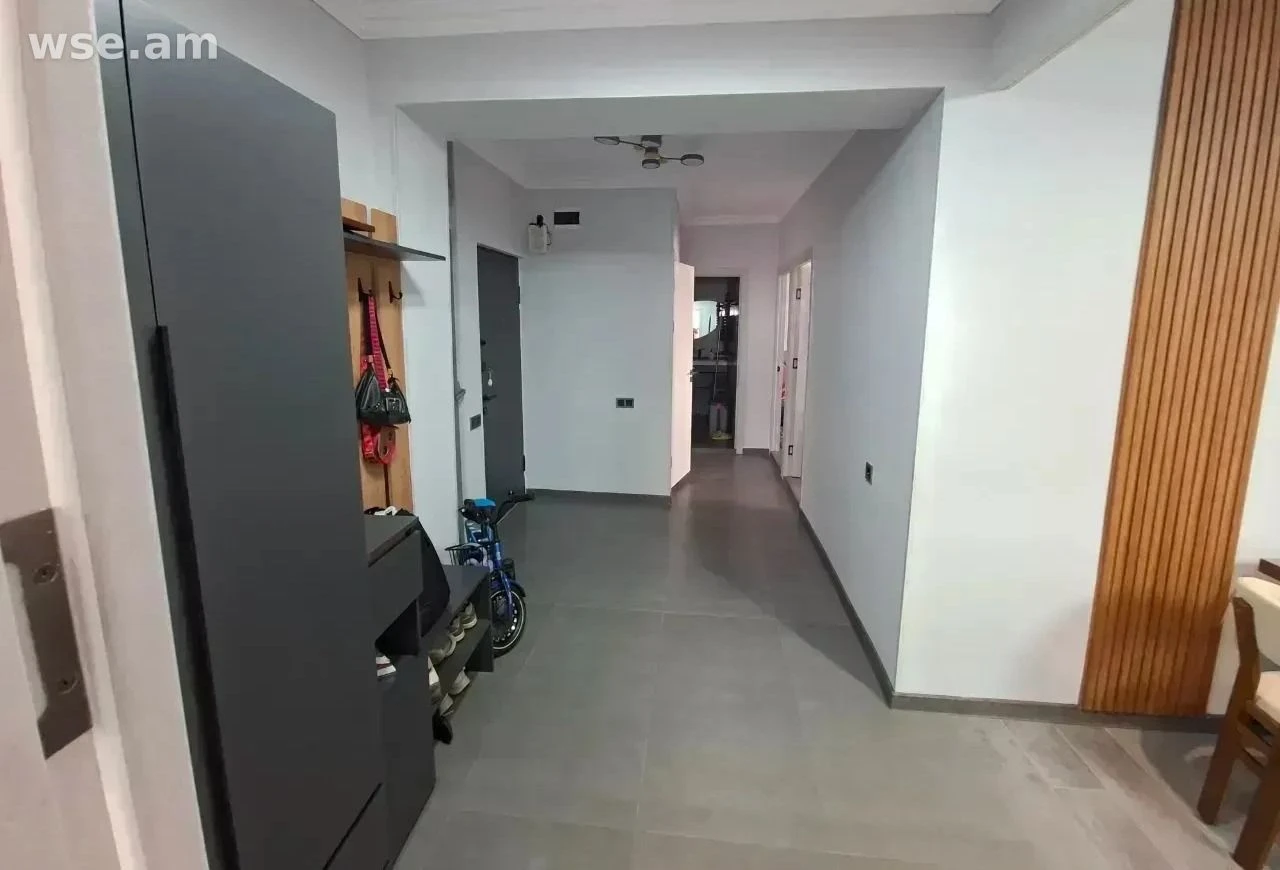 3-комн., 96 м², 15/16 эт., улица Брюсова