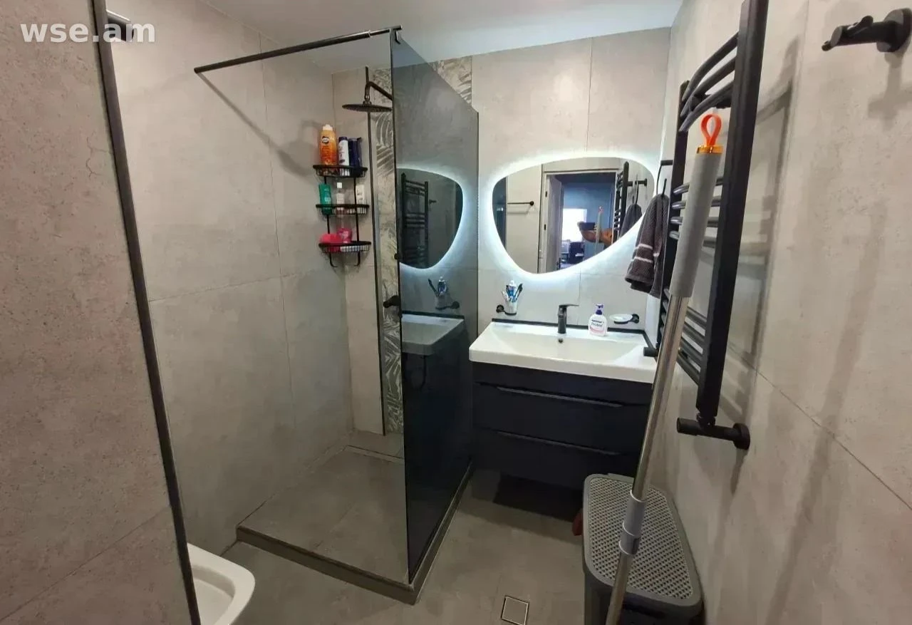 3-комн., 96 м², 15/16 эт., улица Брюсова