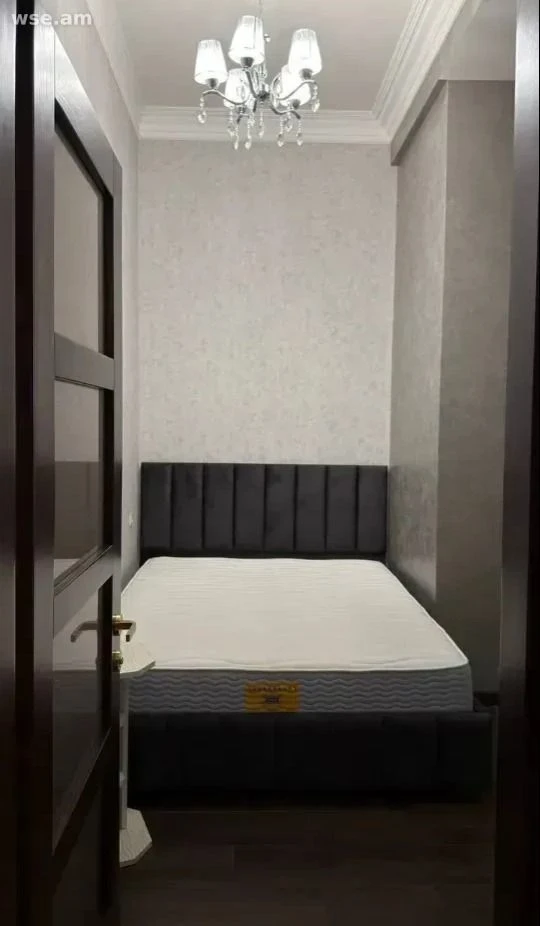 3-room, 80 m², 2/18 floor, 42/2 Hayrik Muradyan Street