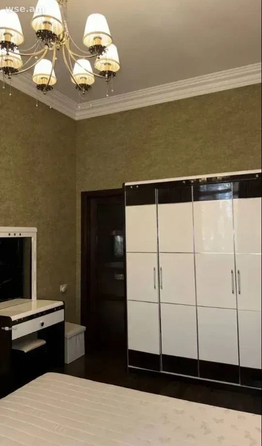 3-room, 80 m², 2/18 floor, 42/2 Hayrik Muradyan Street
