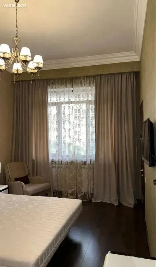 3-room, 80 m², 2/18 floor, 42/2 Hayrik Muradyan Street
