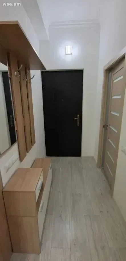 2-комн., 55 м², 3/8 эт., улица Никогаоса Адонца 11
