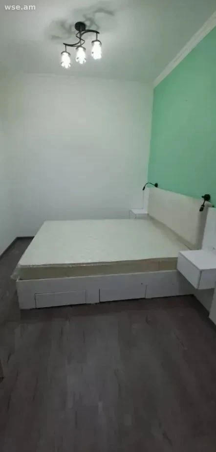 2-комн., 55 м², 3/8 эт., улица Никогаоса Адонца 11