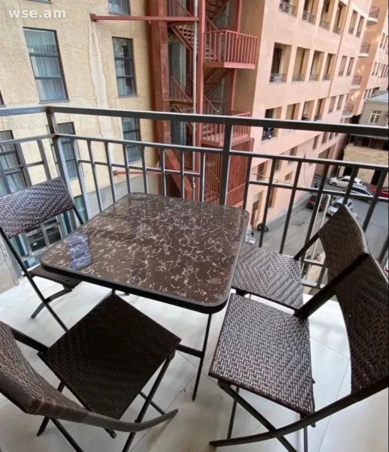 3-комн., 95 м², 5/16 эт., улица Павстоса Бузанда 97