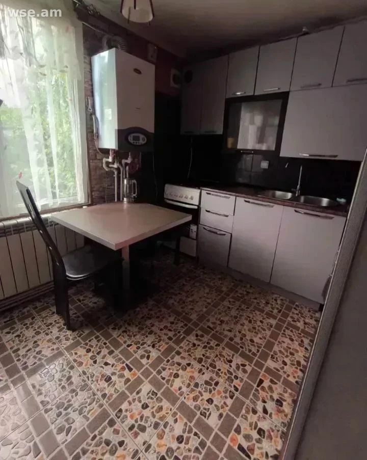3-комн., 45 м², 2/2 эт., улица Никогаоса Тиграняна 13