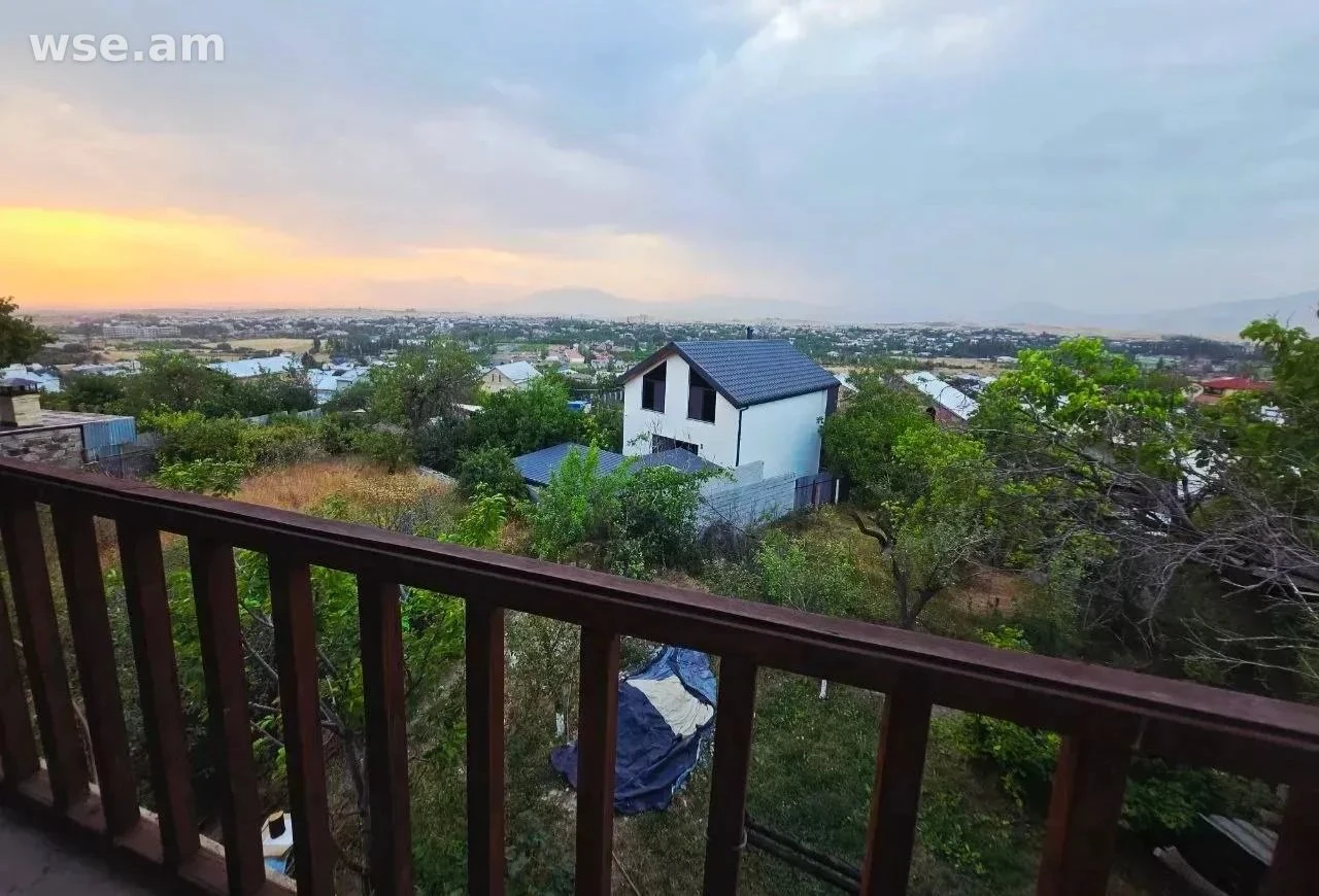 5-room house, 160 m², 3-storeyed, Keru street 36, Dzorahbyur