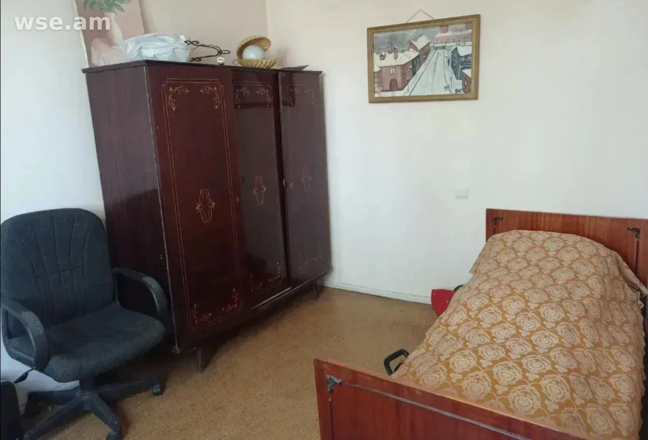 3 սենյականոց առանձնատուն, 105 քմ, 3 հարկանի, 34 - րդ փողոց 23