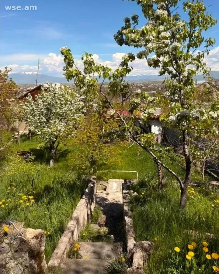3 սենյականոց առանձնատուն, 105 քմ, 3 հարկանի, 34 - րդ փողոց 23