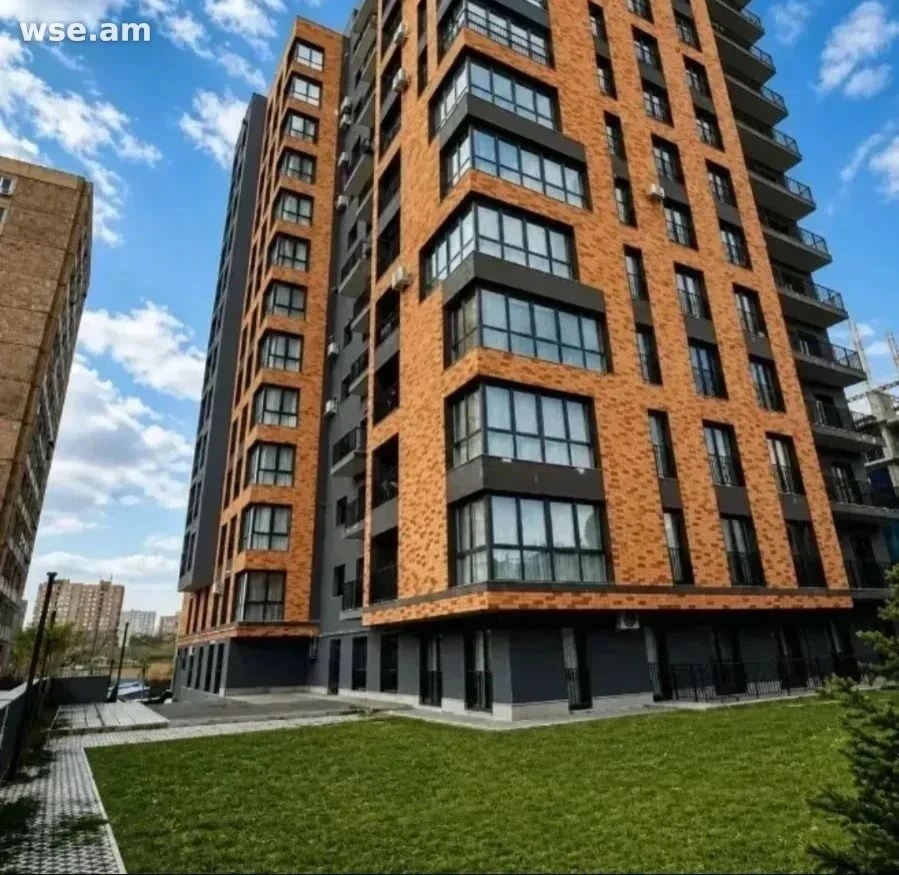 4-комн., 120 м², 5/13 эт., Давташен 1-я улица 11/2