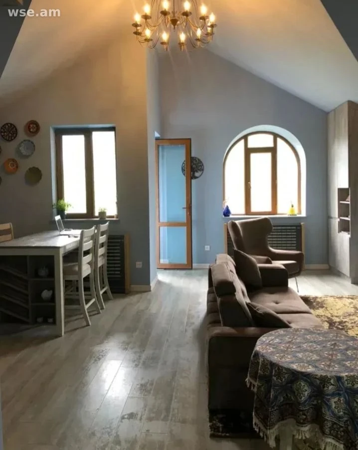 3-комн., 91 м², 8/8 эт., улица Хачика Мурадяна 3